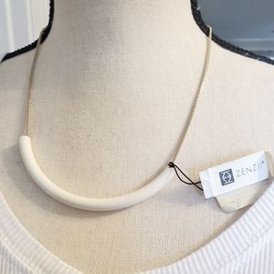White & Gold Necklace Brand New